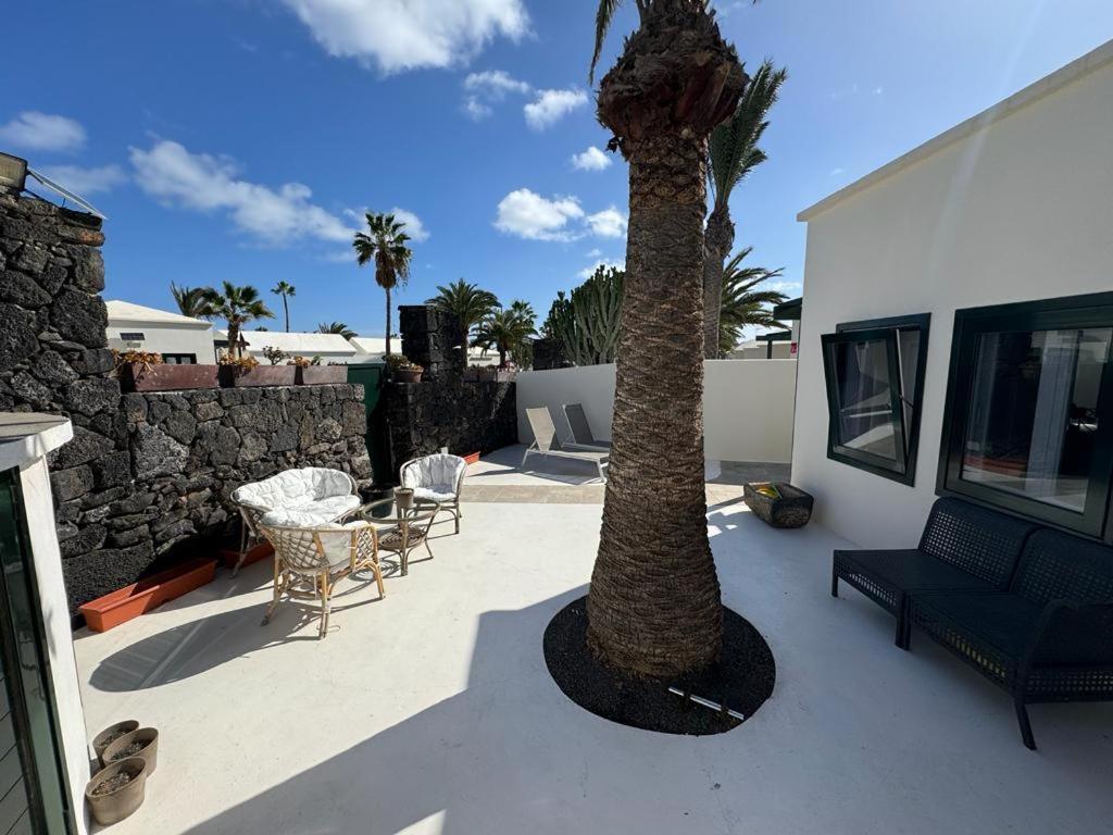 Luxury Bungalow Playa Roca Costa Teguise Esterno foto