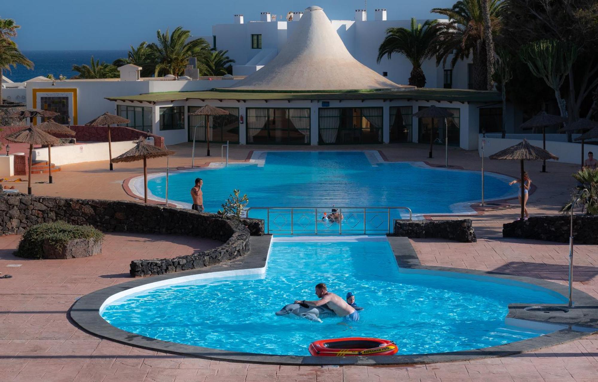 Luxury Bungalow Playa Roca Costa Teguise Esterno foto